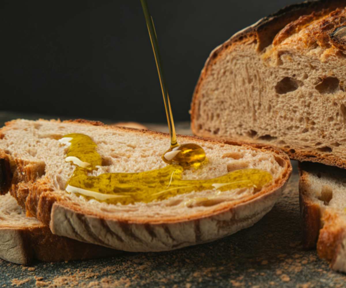 Mitos del aceite de oliva: 6 mentiras que deberías dejar de creer