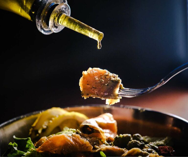 Maridajes con aceite de oliva virgen extra: combinaciones que sí funcionan
